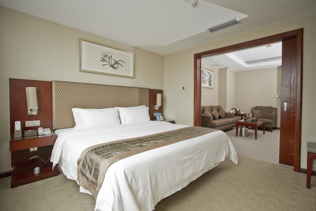 Oriental Shine Hotel شينزين المظهر الخارجي الصورة