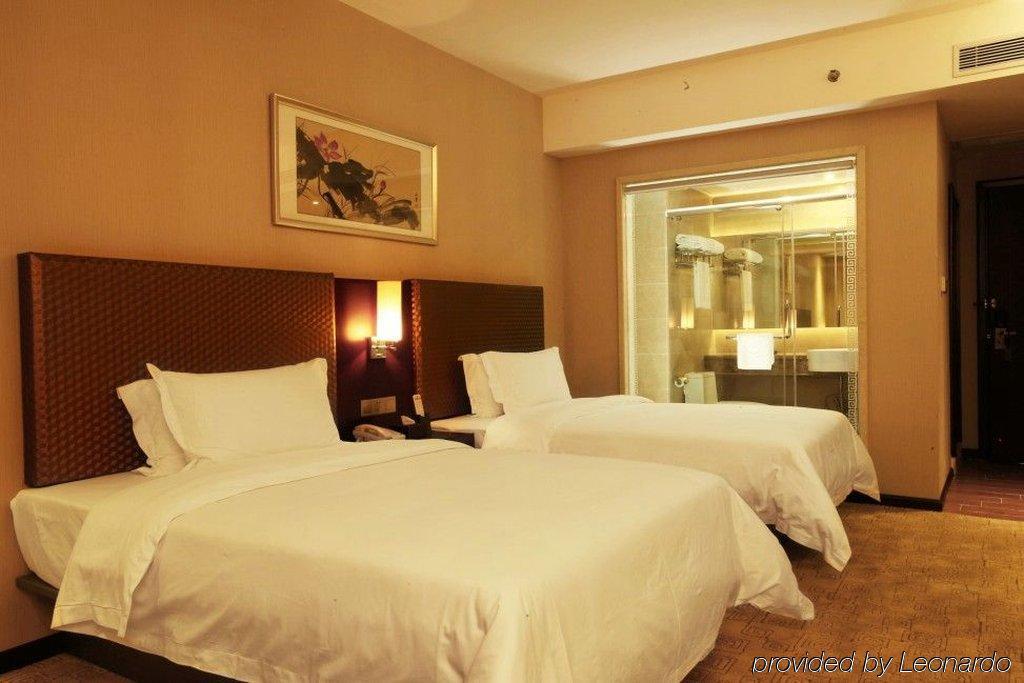Oriental Shine Hotel شينزين الغرفة الصورة